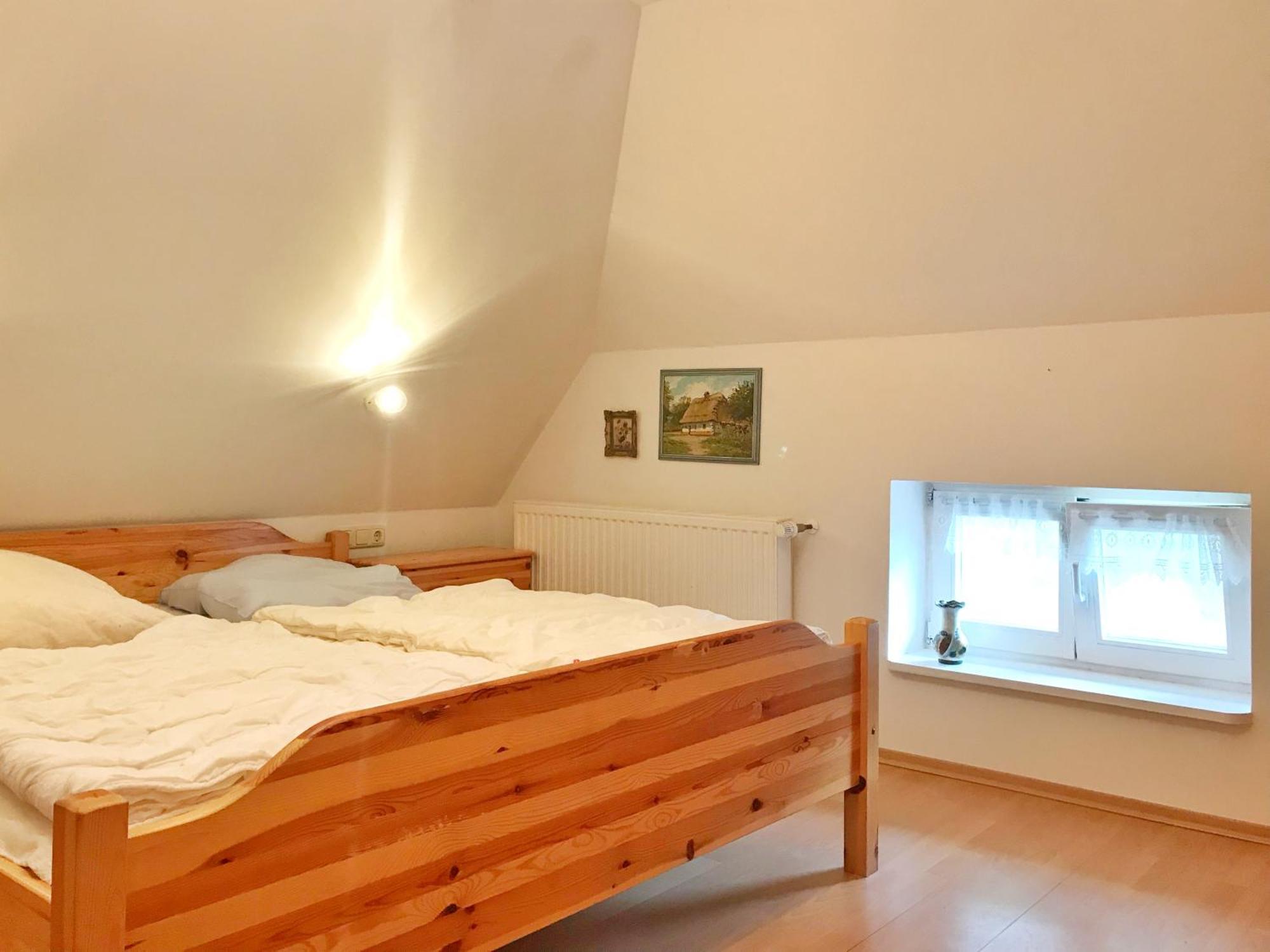 Kleine Reetgedeckte Doppelhaushaelfte In Idyllischer Lage Nardevitz 외부 사진